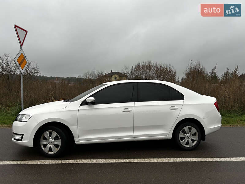 Лифтбек Skoda Rapid 2016 в Киеве