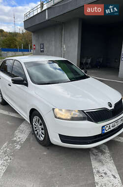 Хетчбек Skoda Rapid 2015 в Києві