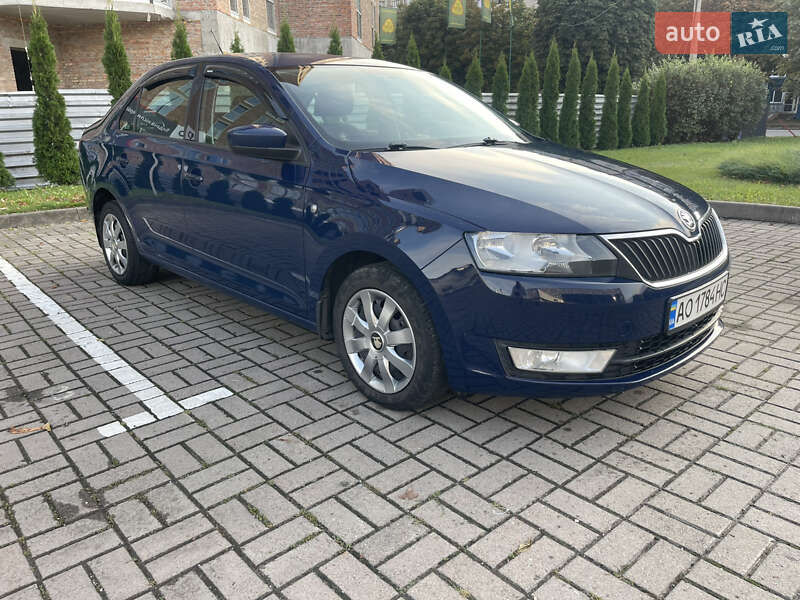 Лифтбек Skoda Rapid 2015 в Луцке
