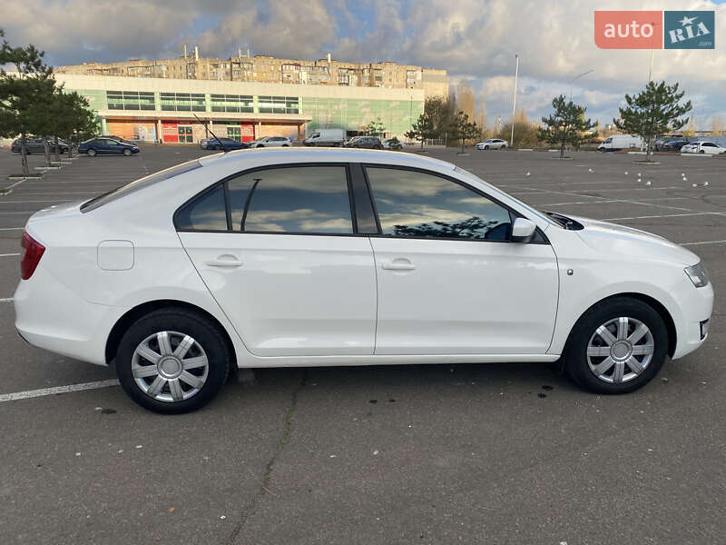 Лифтбек Skoda Rapid 2013 в Николаеве фото 6 Лифтбек Skoda Rapid 2013 в Николаеве