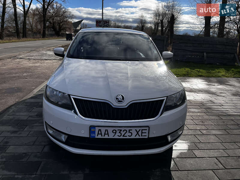 Лифтбек Skoda Rapid 2015 в Киеве фото 3 Лифтбек Skoda Rapid 2015 в Киеве