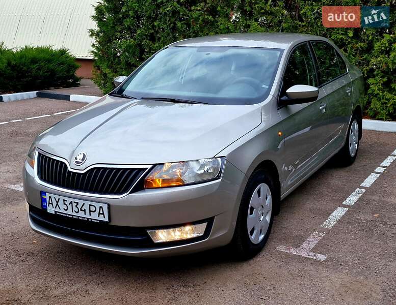 Лифтбек Skoda Rapid 2013 в Песочине фото 3 Лифтбек Skoda Rapid 2013 в Песочине
