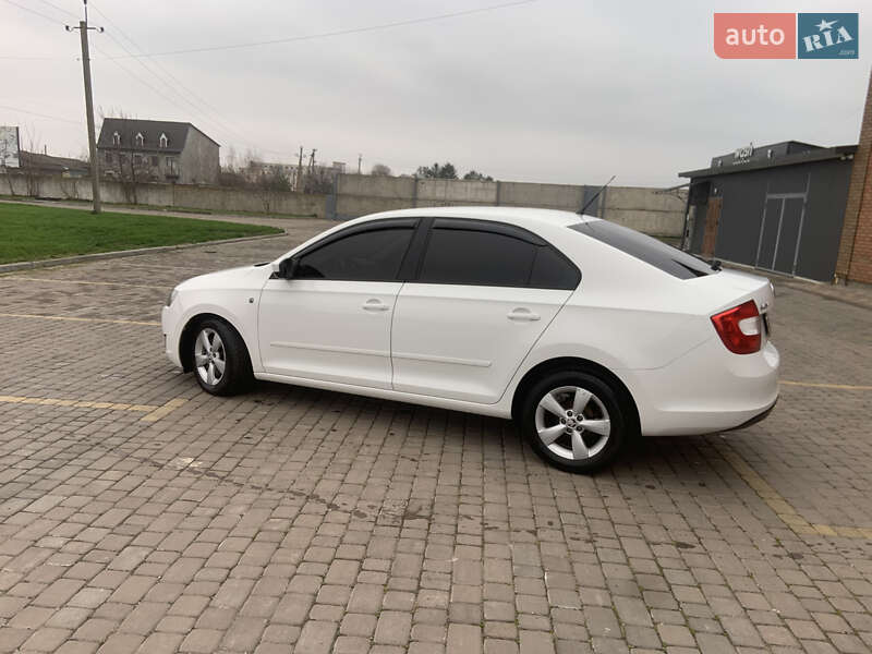 Ліфтбек Skoda Rapid 2013 в Теофіполі