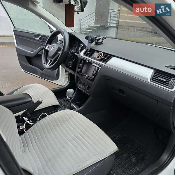 Ліфтбек Skoda Rapid 2015 в Тернополі