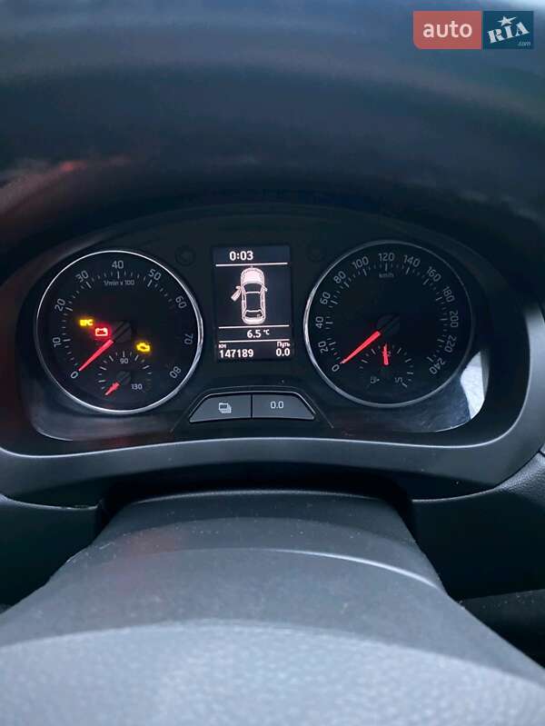 Хетчбек Skoda Rapid 2013 в Помічній