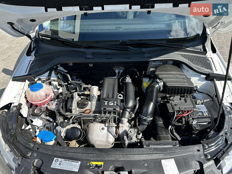 Лифтбек Skoda Rapid 2013 в Ровно