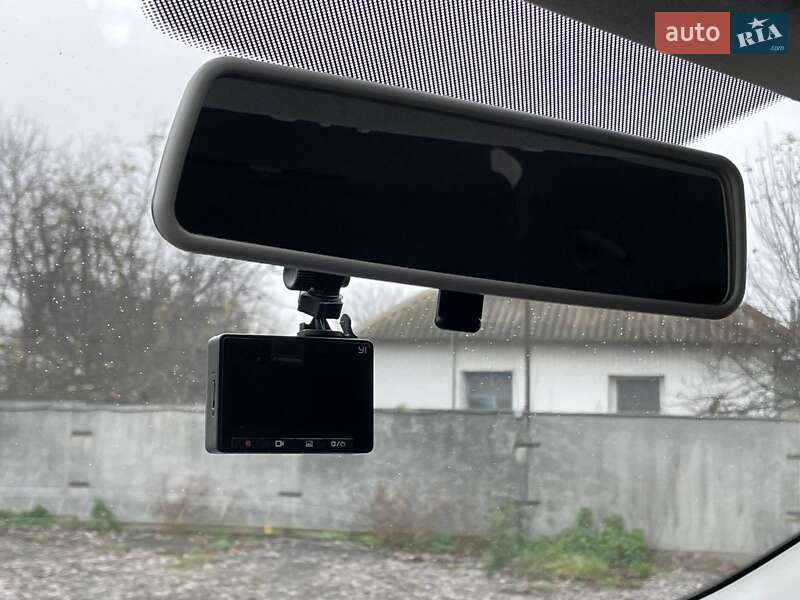 Ліфтбек Skoda Rapid 2013 в Києві фото 28 Ліфтбек Skoda Rapid 2013 в Києві