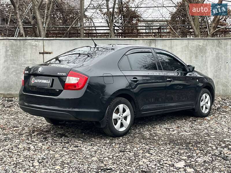 Ліфтбек Skoda Rapid 2013 в Києві фото 10 Ліфтбек Skoda Rapid 2013 в Києві