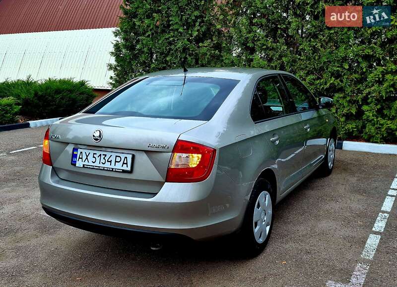 Лифтбек Skoda Rapid 2013 в Харькове