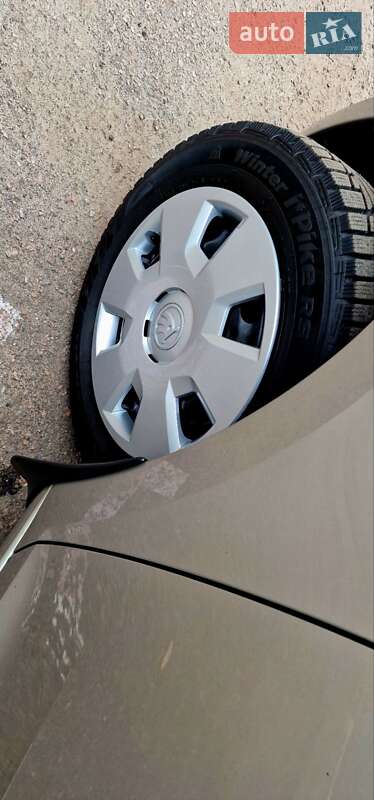 Лифтбек Skoda Rapid 2013 в Харькове