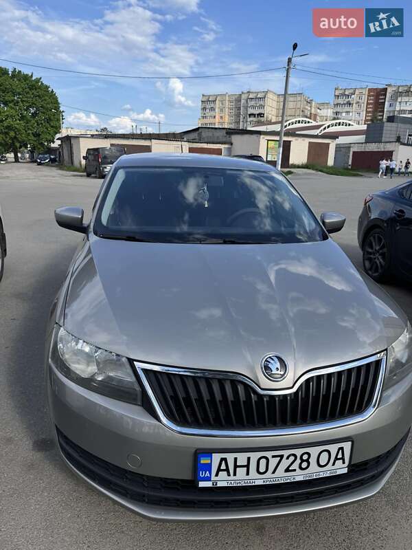 Skoda Rapid 2013