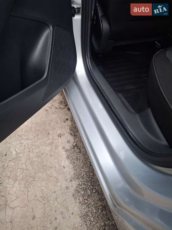 Лифтбек Skoda Rapid 2013 в Бобринце фото 21 Лифтбек Skoda Rapid 2013 в Бобринце