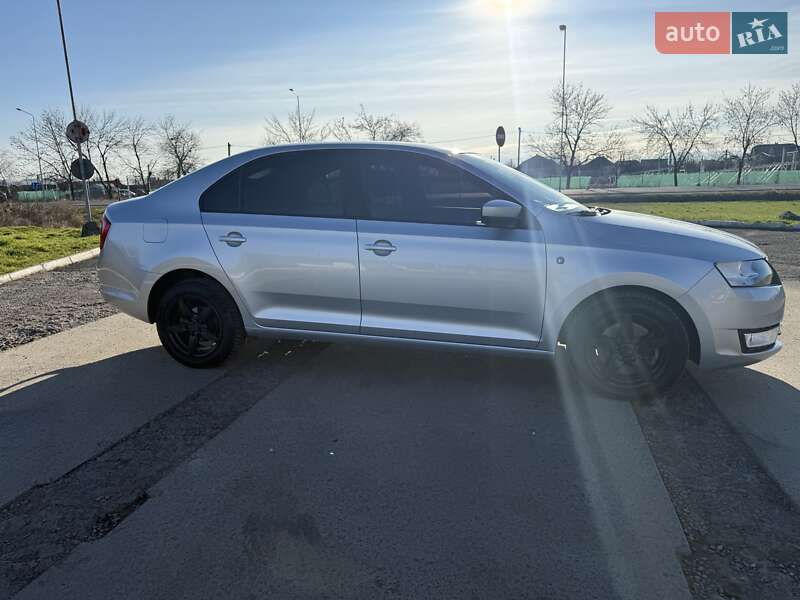 Ліфтбек Skoda Rapid 2012 в Ужгороді