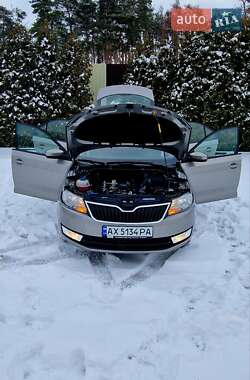 Лифтбек Skoda Rapid 2013 в Песочине