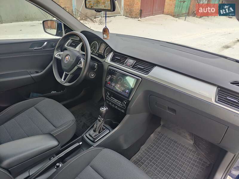 Хетчбек Skoda Rapid 2015 в Вінниці