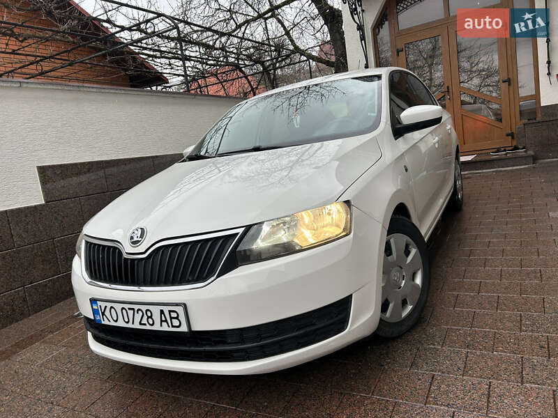 Лифтбек Skoda Rapid 2013 в Тячеве