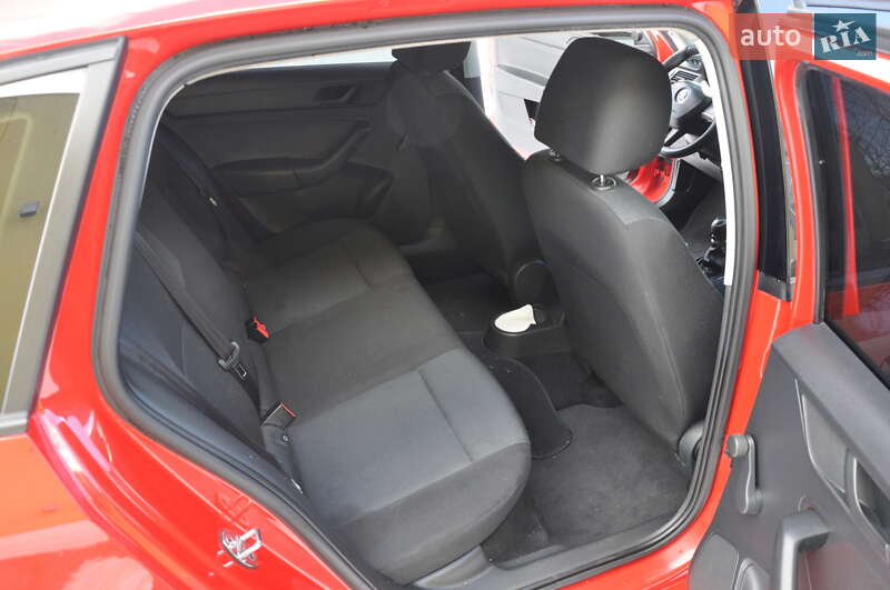 Хетчбек Skoda Rapid 2014 в Львові фото 24 Хетчбек Skoda Rapid 2014 в Львові