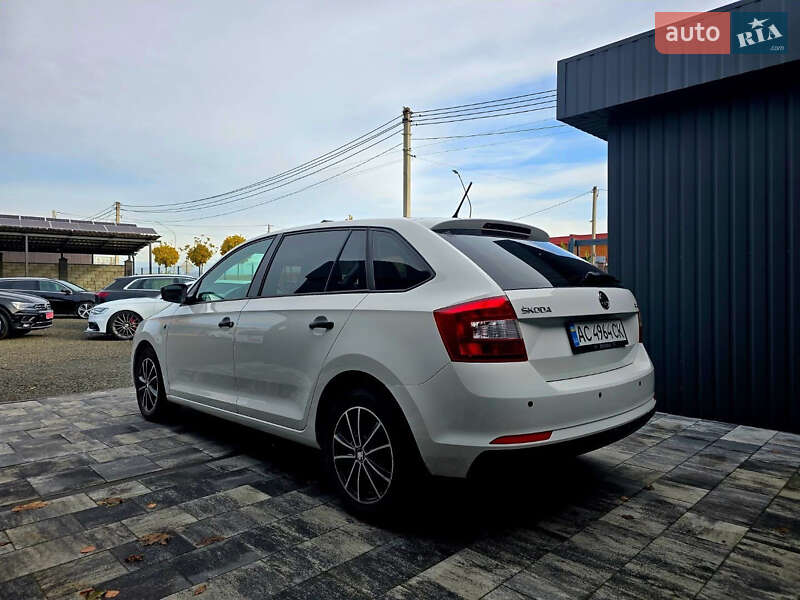 Хэтчбек Skoda Rapid 2015 в Луцке