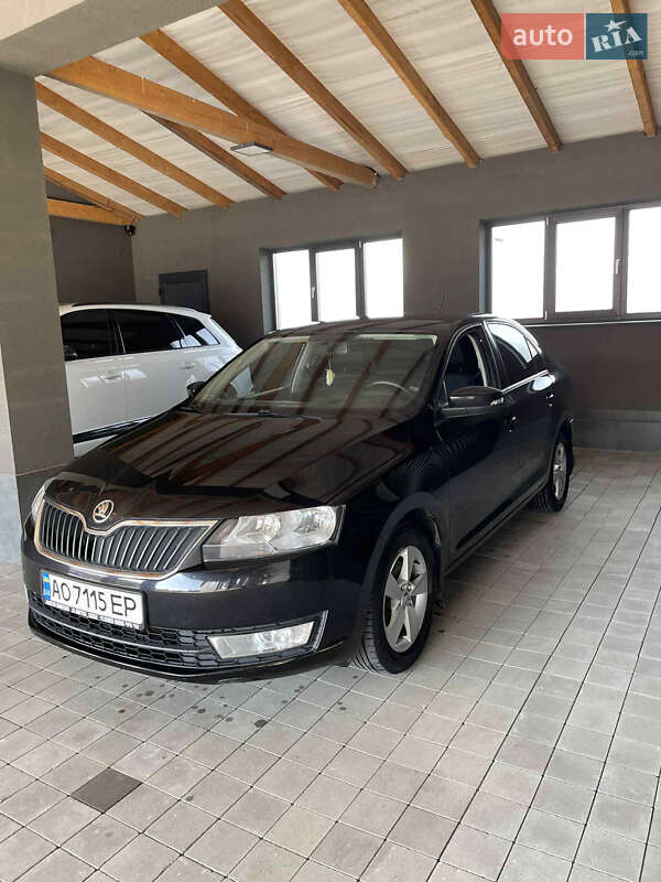 Лифтбек Skoda Rapid 2015 в Иршаве
