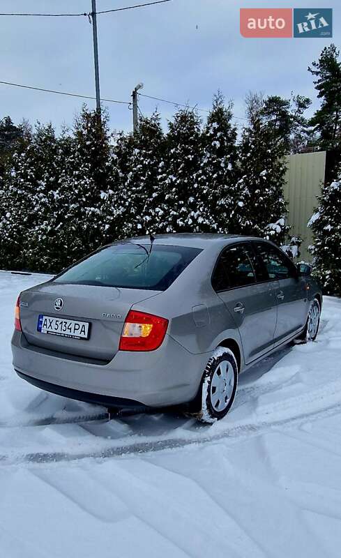 Лифтбек Skoda Rapid 2013 в Песочине