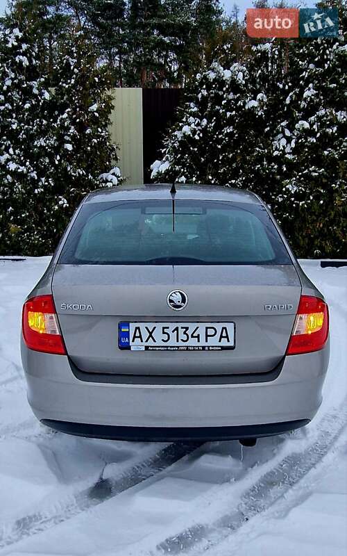 Лифтбек Skoda Rapid 2013 в Песочине