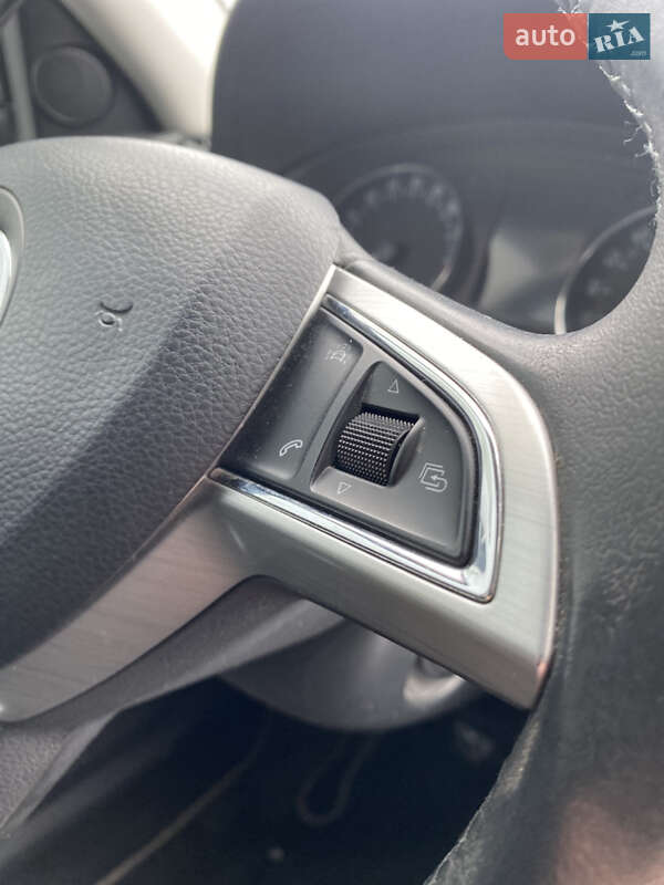 Лифтбек Skoda Rapid 2015 в Иршаве