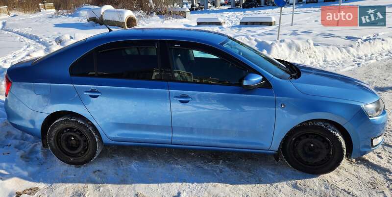 Лифтбек Skoda Rapid 2013 в Тернополе
