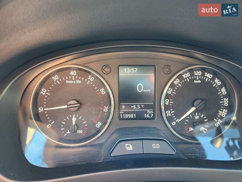 Лифтбек Skoda Rapid 2013 в Тернополе