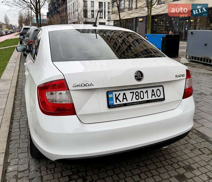 Лифтбек Skoda Rapid 2016 в Киеве