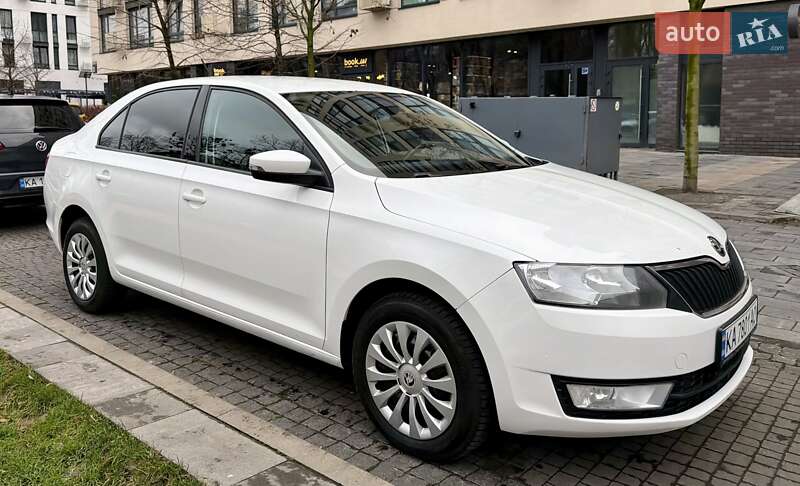 Лифтбек Skoda Rapid 2016 в Киеве