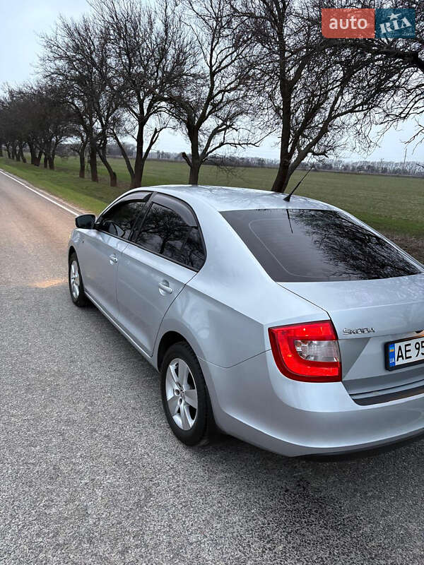 Skoda Rapid 2013 Skoda Rapid 2013