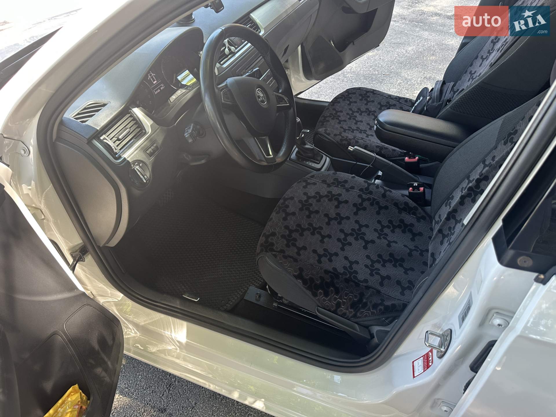 2013 Skoda Rapid - мініатюра 11
