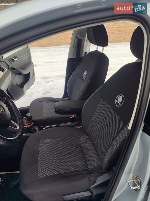 Лифтбек Skoda Rapid 2013 в Умани фото 18 Лифтбек Skoda Rapid 2013 в Умани