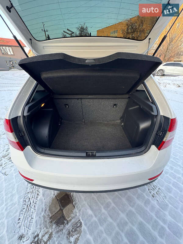 Хетчбек Skoda Rapid 2015 в Гадячі