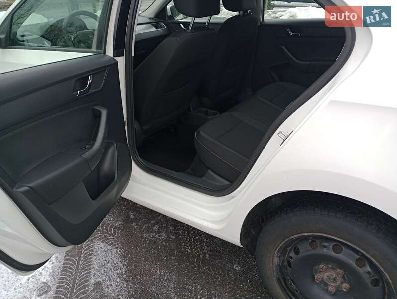 Лифтбек Skoda Rapid 2014 в Виннице