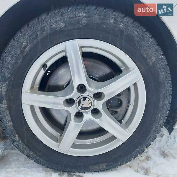 Лифтбек Skoda Rapid 2013 в Тернополе