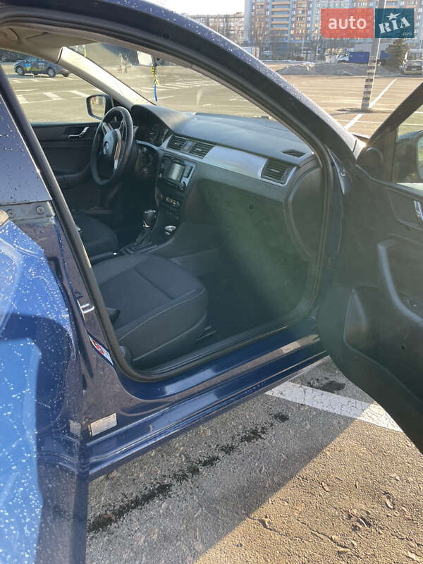 Ліфтбек Skoda Rapid 2015 в Києві