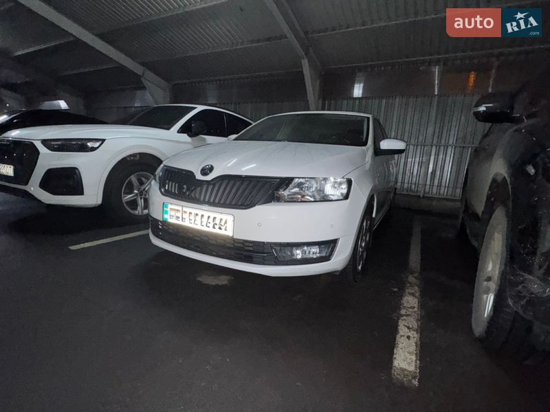 Лифтбек Skoda Rapid 2013 в Кременчуге