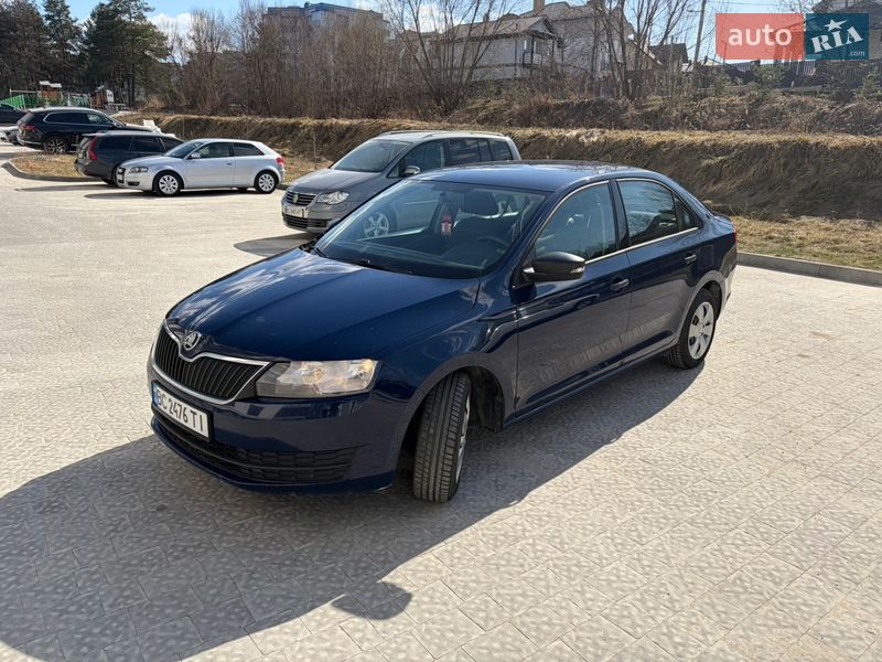 Лифтбек Skoda Rapid 2015 в Новояворовске