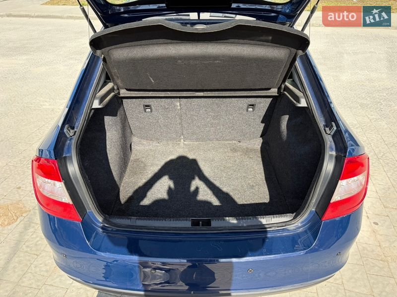 Лифтбек Skoda Rapid 2015 в Новояворовске