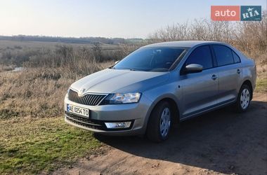 Лифтбек Skoda Rapid 2013 в Кривом Роге