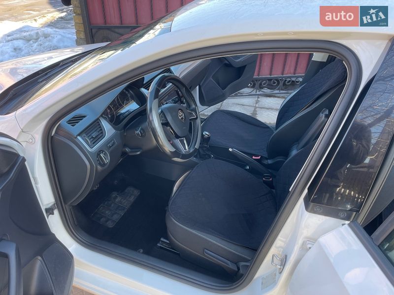 Лифтбек Skoda Rapid 2018 в Малине