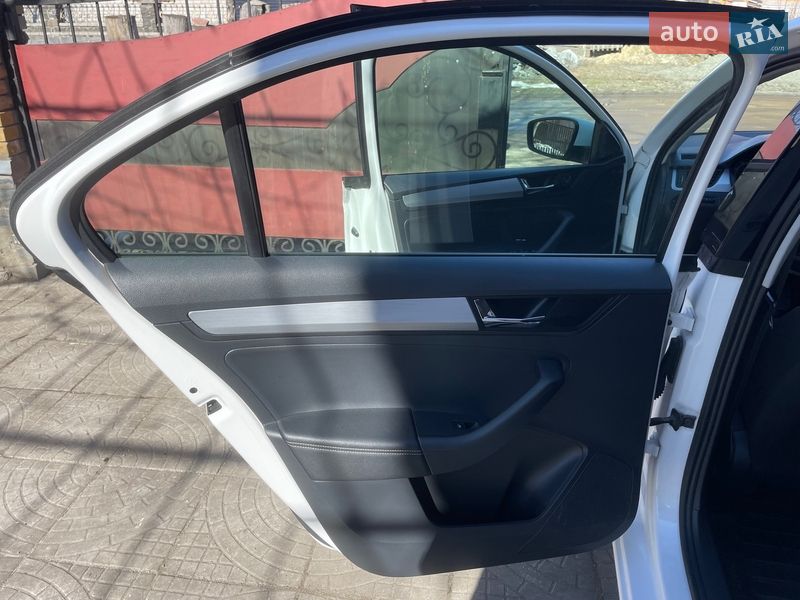 Лифтбек Skoda Rapid 2018 в Малине