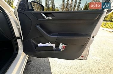 Хэтчбек Skoda Rapid 2016 в Киеве