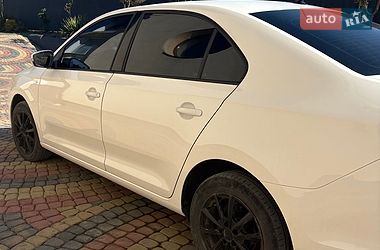 Лифтбек Skoda Rapid 2016 в Новояворовске