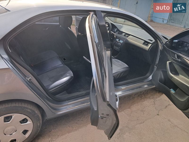 Лифтбек Skoda Rapid 2013 в Кропивницком