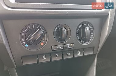 Лифтбек Skoda Rapid 2013 в Сарнах