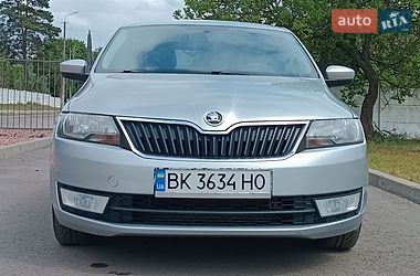 Лифтбек Skoda Rapid 2013 в Сарнах