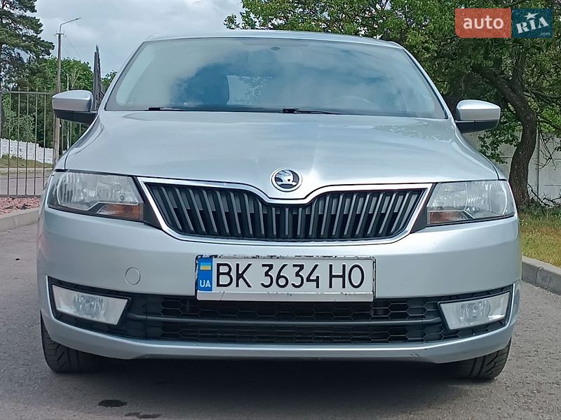 Лифтбек Skoda Rapid 2013 в Сарнах