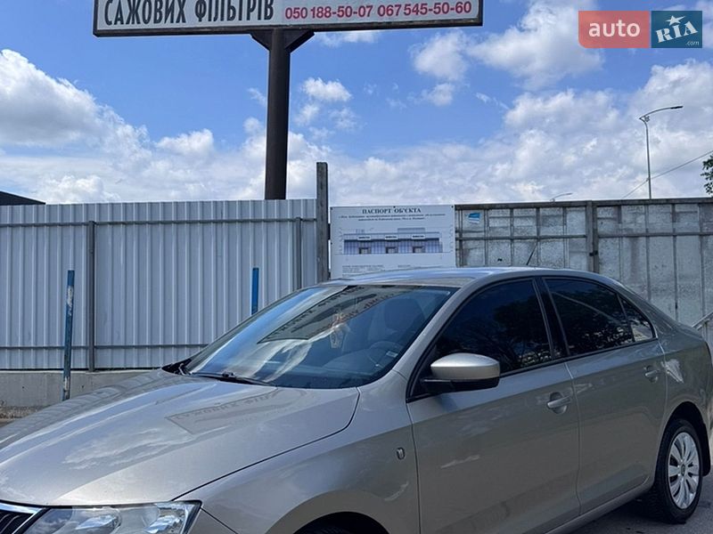 Лифтбек Skoda Rapid 2013 в Полтаве